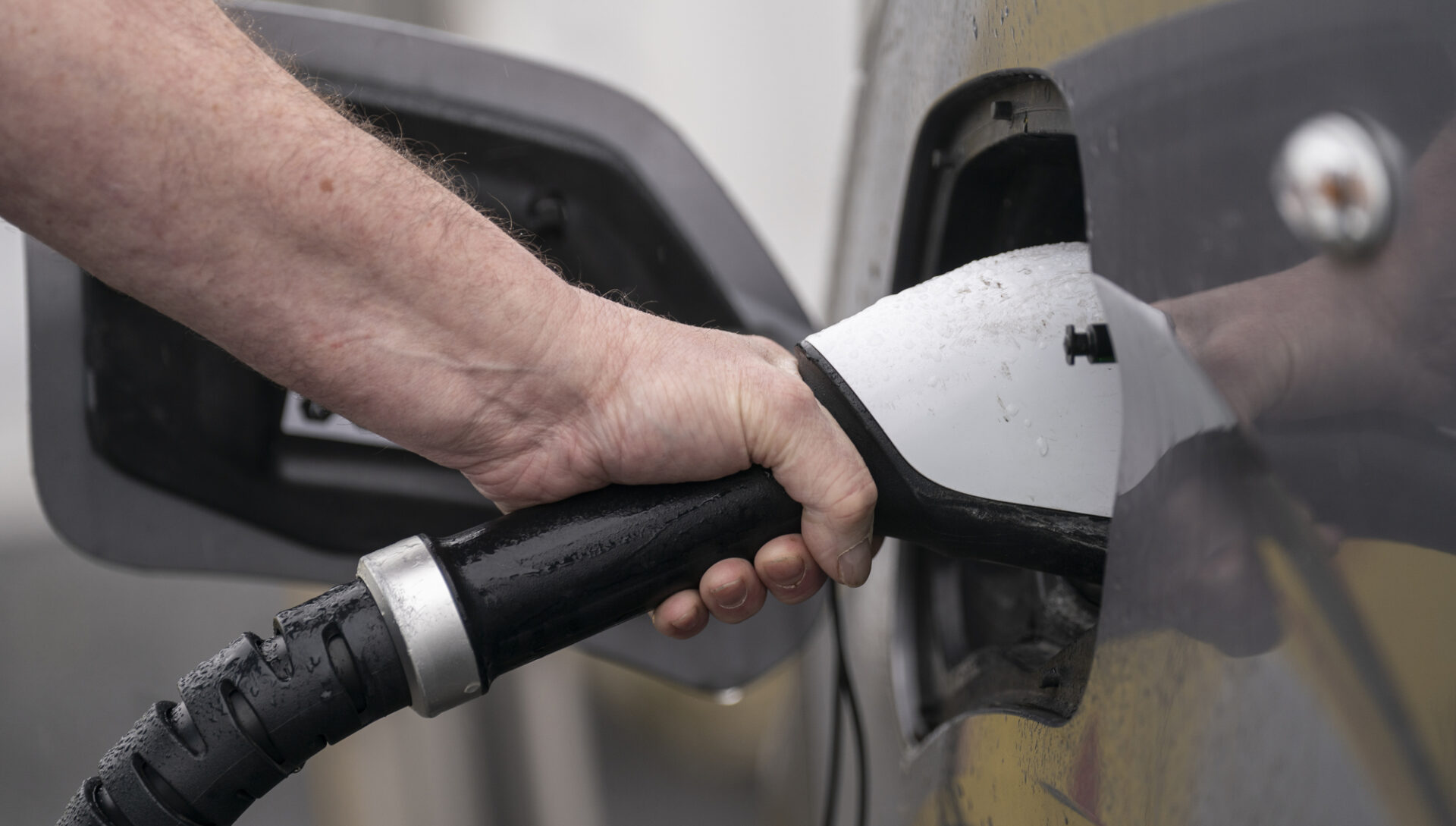 Electric Vehicles Overtake Petrol and Diesel in Ireland
